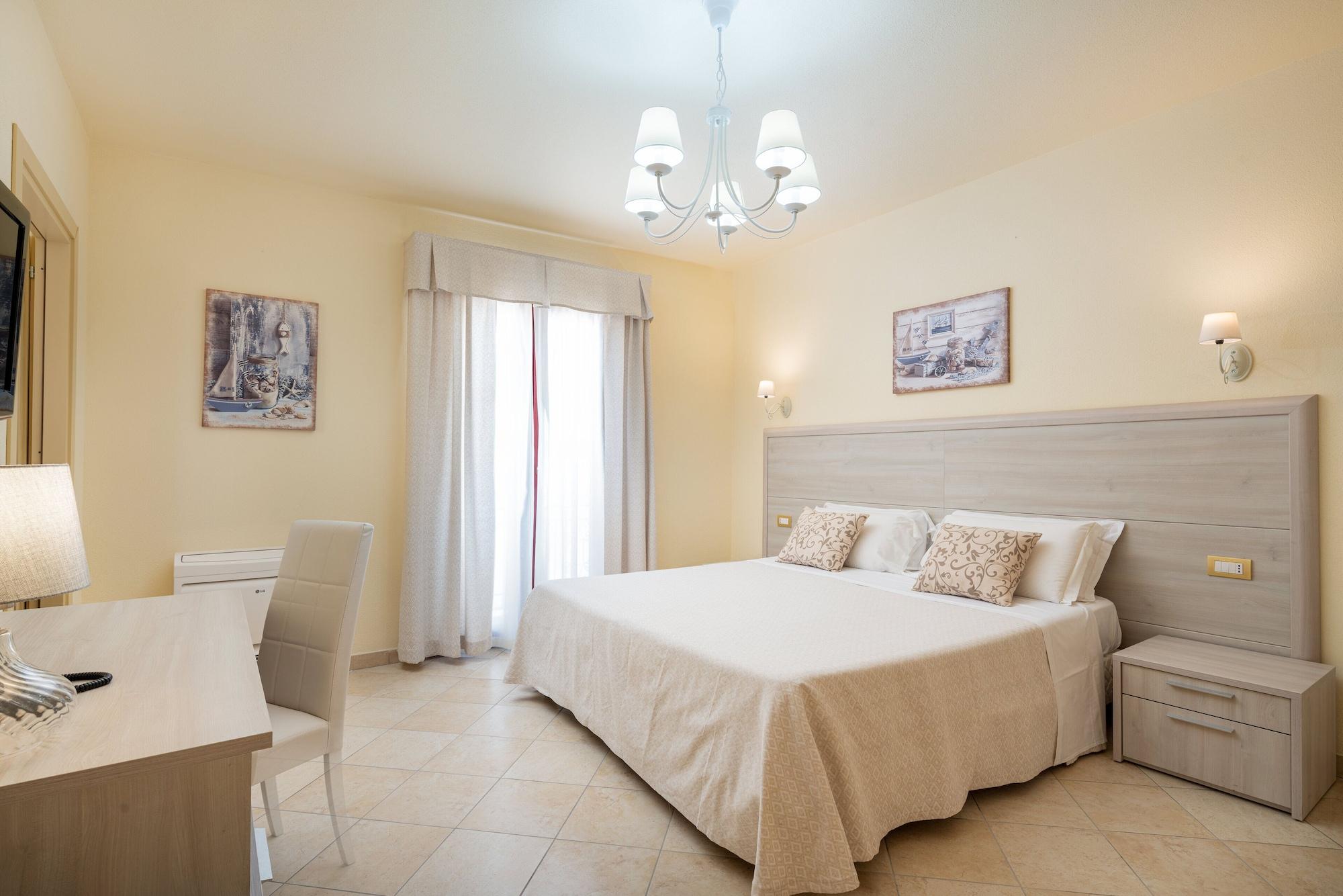 Hotel Regina Elena Olbia Exteriör bild