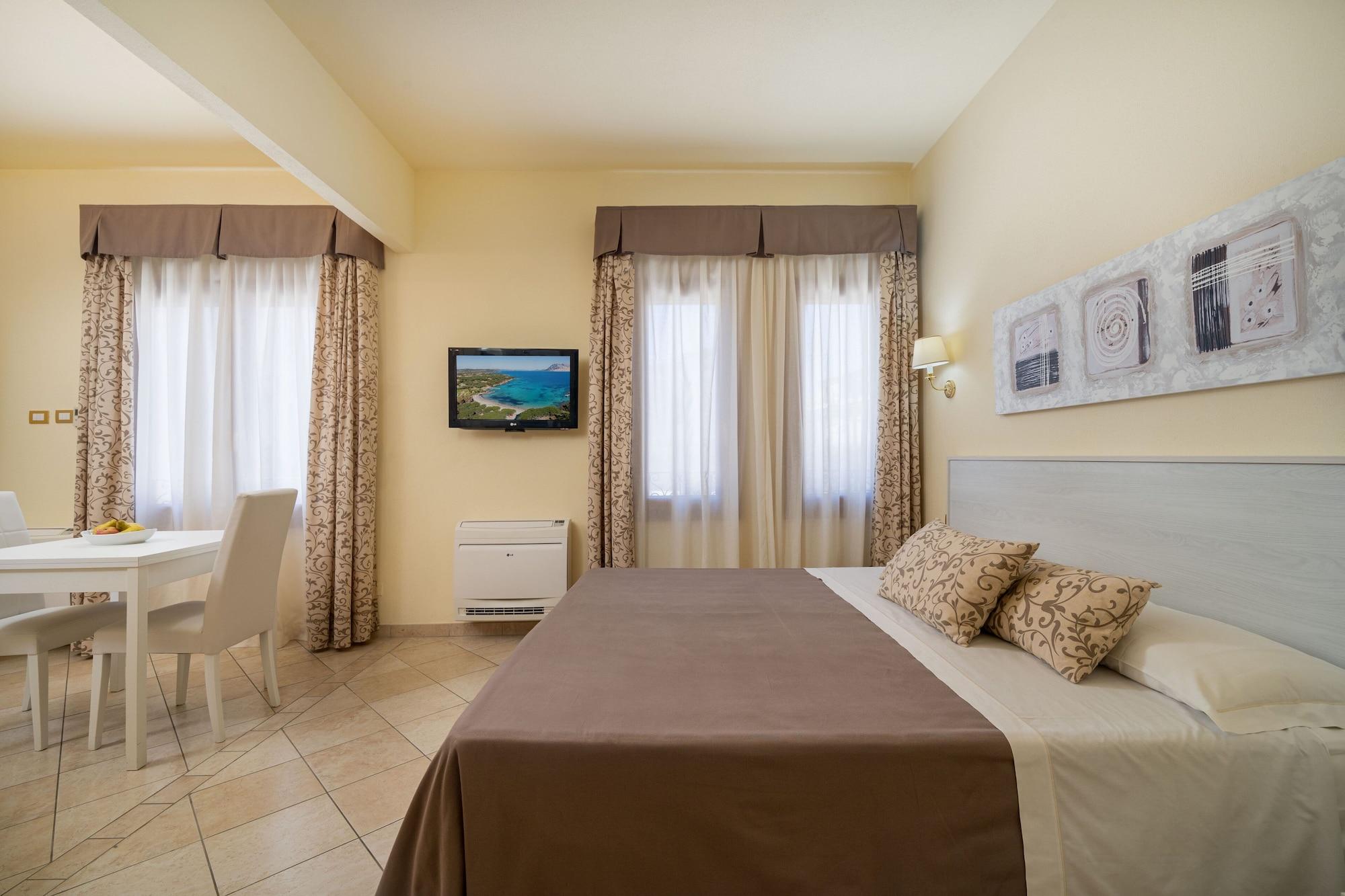 Hotel Regina Elena Olbia Exteriör bild